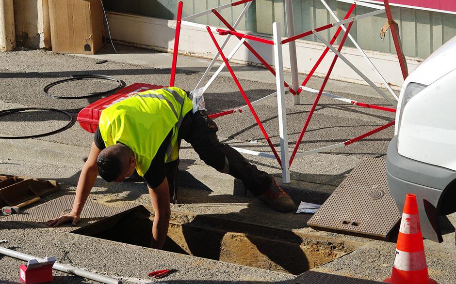 comment déboucher un lavabo Romainville